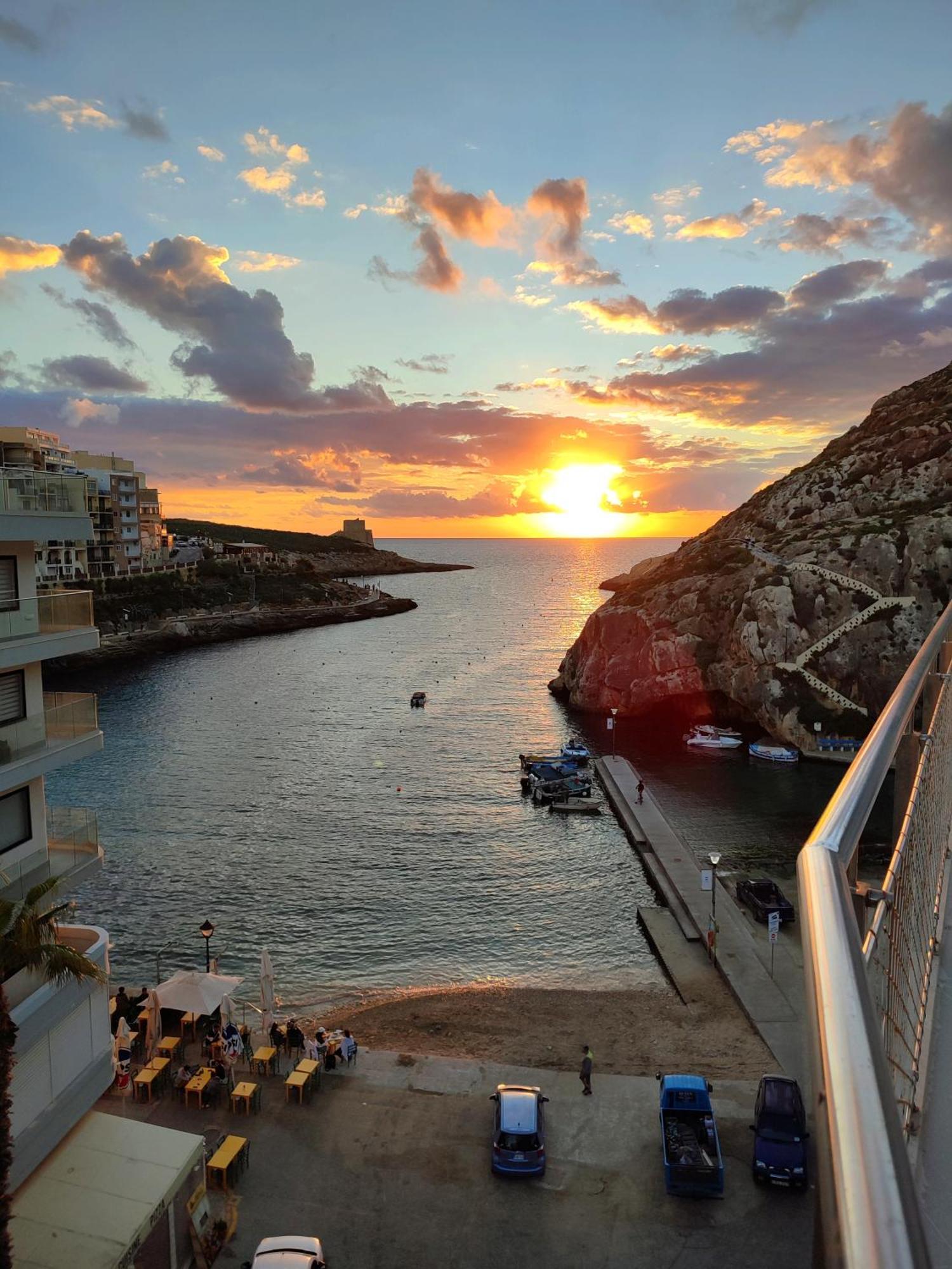 Xlendistays - Centrally Located Seafront Living Holiday Spaces In Xlendi Esterno foto